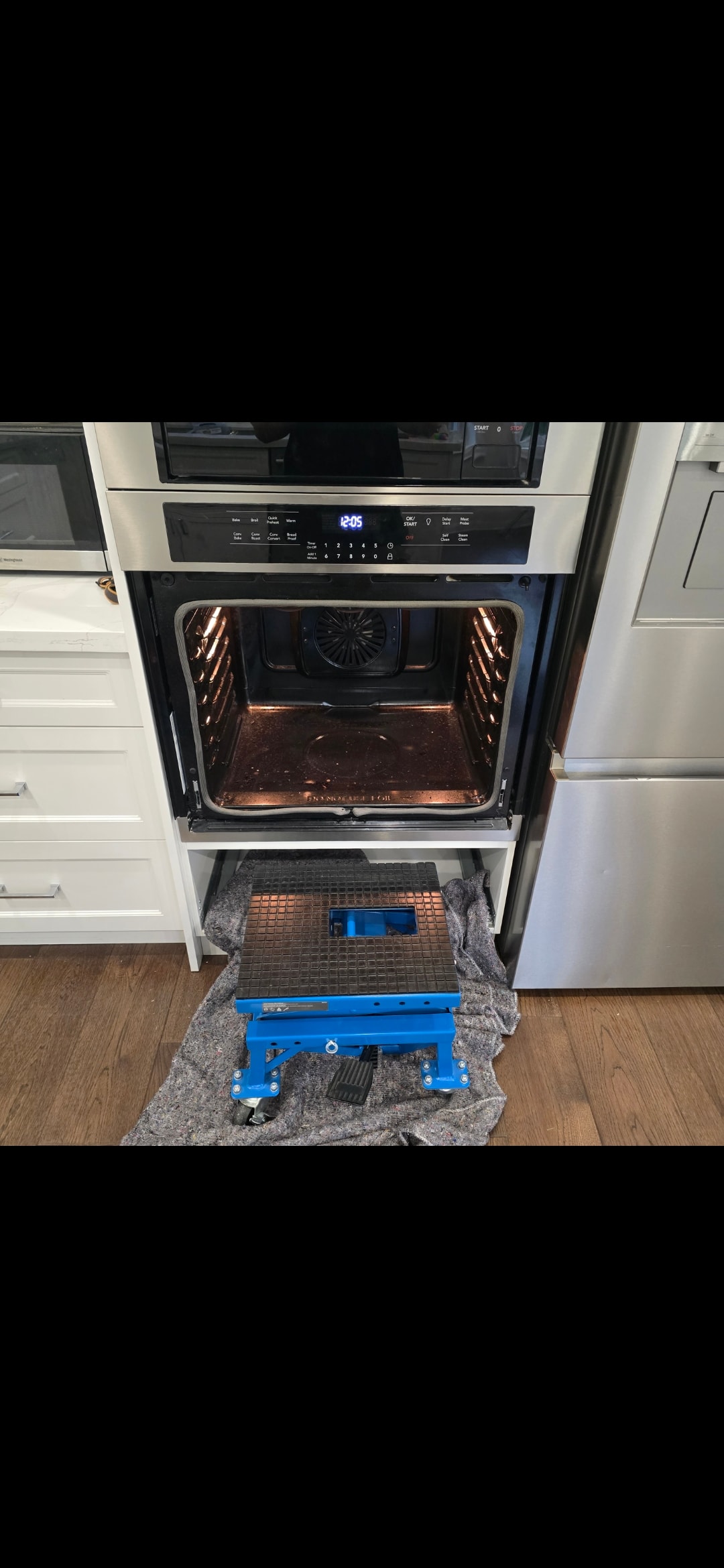 Wall oven pulled for element repair